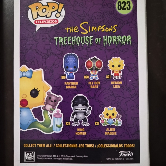 Funko Alien Maggie Figure with Yellow and Blue - Picture 6 of 9